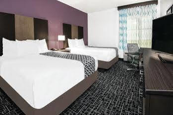 La Quinta By Wyndham Corpus Christi - 3*